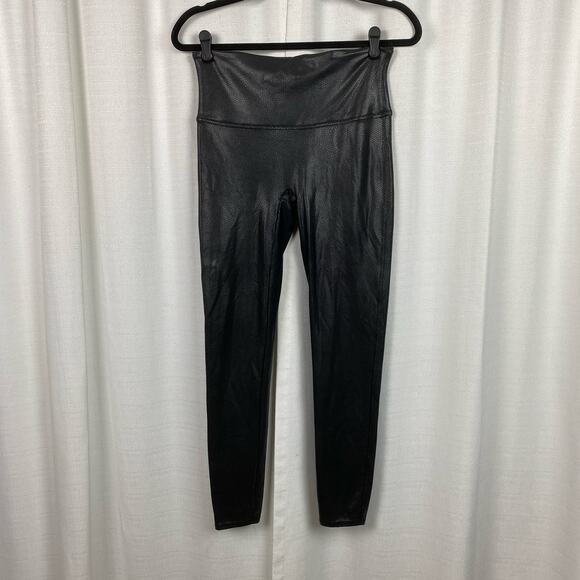 Spanx Black Faux Leather Pebbled Leggings Sz.L - Picture 6 of 16